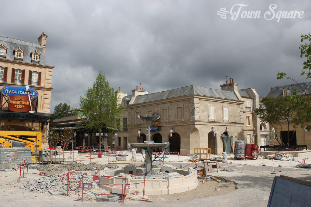 La Place de Rémy construction. Disneyland Paris new Ratatouille attraction