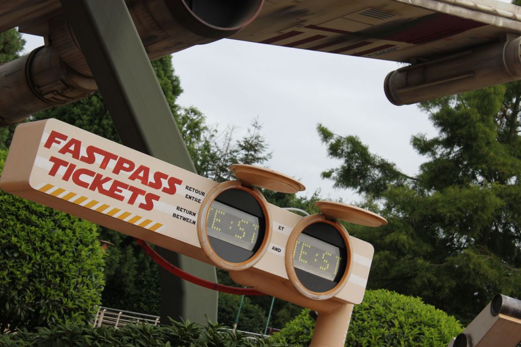 Fastpass entrance at Star Tours in Disneyland Paris